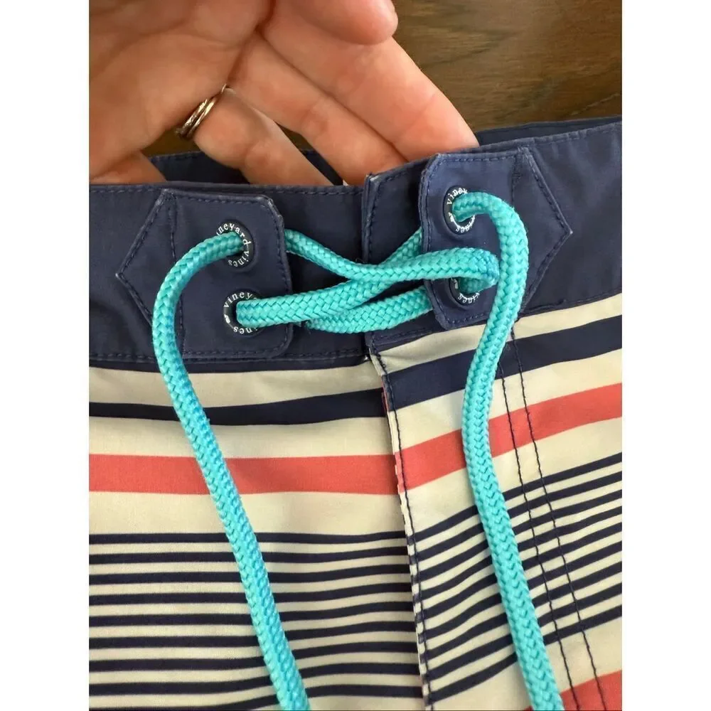 Vineyard Vines Men’s 9” Swim Trunks Blue Pink White size 30